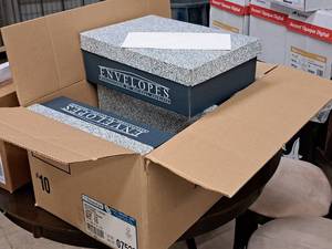 lot 76 image: Lot of (5 Boxes) Envelopes 4-18x9-12 500-count ( 2500 total items )