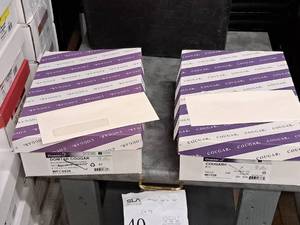lot 92 image: Lot of (2 Boxes) Envelopes  60#  No. 10 and No. 10 Window Natural  Smooth 4-18x9-12 - Domtar Cougar 500-count ( 1000 total items )