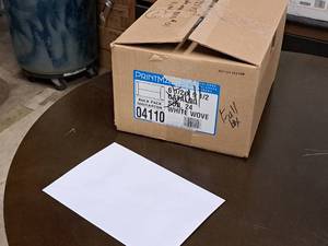 lot 94 image: Lot of (1 Box) Catalog Envelopes  White Wove 6-12x9-12 - PrintMaster Peel & Seel 500-count ( 500 total items )