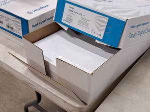lot 136 image: Lot of (350 sheets) Digital Cover  C1S  12pt 18x12 - WestRock Tango