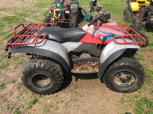 lot 108 image: Polaris 4x4 4-Wheeler Parts