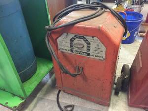 lot 118 image: Wards Power-Kraft 225 Amp Arc Welder