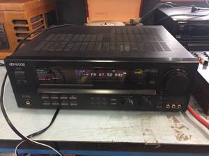 lot 138 image: Kenwood VR-6050 Audio-Video Surround Receiver - Powers On