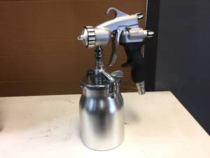 lot 154 image: Like New Earlex HVLP Paint Spray Gun 1.3-2.0mm