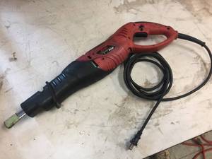 lot 163 image: Equalizer Sting-Ray Interior Auto Glass Cut-Out Knife