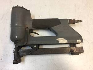 lot 167 image: Senco SC2 Air Fastener 120 PSI