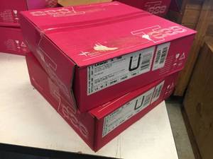 lot 181 image: (2) Boxes Union X90 Welding Wire - Bohler Thyssen