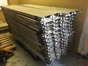 6 Aluminum Scaffold Planks 7' x 19" Good Hooks