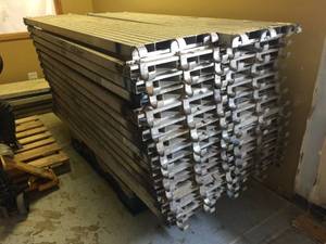 lot 187 image: 6 Aluminum Scaffold Planks 7 x 19 Good Hooks