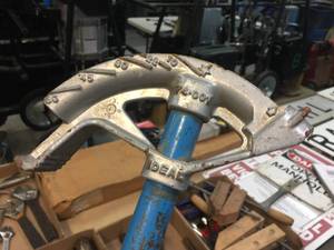 lot 246 image: Ideal 74-001 Pipe Bender with Handle