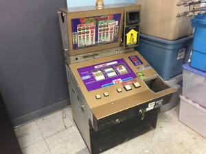 lot 254 image: Vintage Triple Cherry Gaming CabinetParts