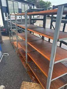 lot 9 image: 1 SHELF
