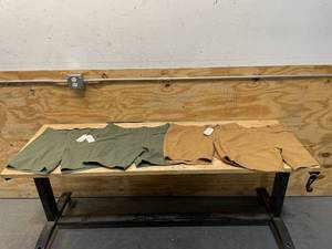 lot 84 image: ASCEND Lot of 4 Pairs of- Mens Shorts- Size 38 to 40