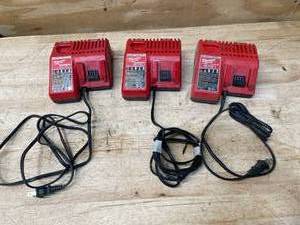 lot 62 image: MILWAUKEE Lot of 3- M18M12 Chargers Model 49-59-1812
