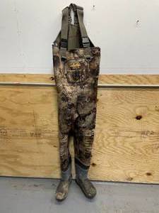 lot 89 image: CABELAS Classic Wader II- Size 12