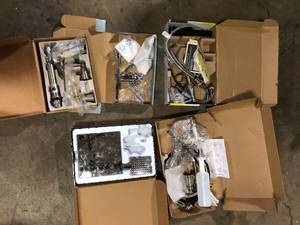 lot 31 image: Lot of Assorted Plumbing Items Various Models and Conditions  Customer Returns See Pictures