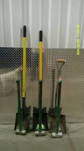 lot 18 image: Lot of 3 Shovels and 3 8# Sledge Hammers