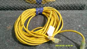 lot 48 image: 50 foot 12 Gauge Extension Cord
