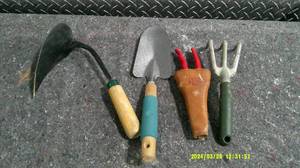 lot 53 image: Garden Hand Tools Lot#2