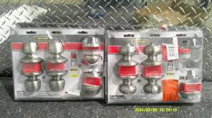 lot 56 image: Lot of 2 Packages of Defiant Deadbolt Keyed Sets