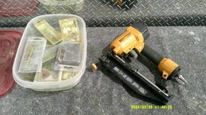 lot 40 image: Bostich Model SB-1664FN Nail Gun Lot
