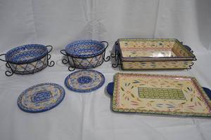 lot 42 image: Lot of Presentable Ovenware and Serveware