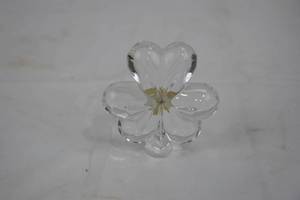 lot 148 image: Waterford Crystal Shamrock Made in Ireland