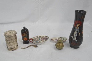 lot 154 image: Lot of Collectible Treasures