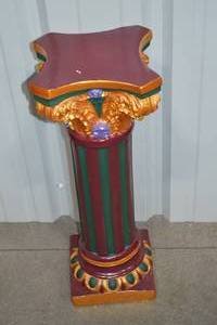 lot 163 image: Whimsical PedestalPlant Stand