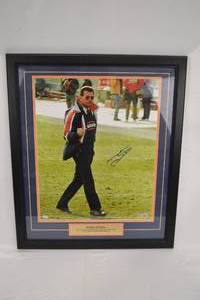 lot A-196 image: Signed Chicago Bears Head Coach Mike Ditka Photo with COA