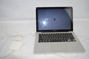 lot 212 image: Apple Mac book pro
