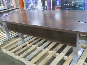 lot 7 image: Allsteel Adjustable-Height Desk(Standing Desk)Table - 72 x 36