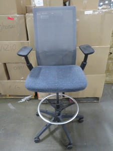 lot 21 image: Allsteel High Mesh Back Task Chair - Light Gray Fabric Seat