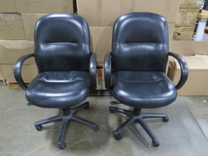 lot 45 image: Executive OfficeDesk Chair
