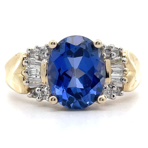 lot 22 image: 0.15 Carat Natural Diamond & Blue Sapphire Estate Heart Ring in Yellow Gold VIDEO