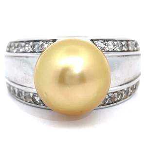 lot 42B image: Gold Cultured Pearl & Pav White Topaz Ring VIDEO
