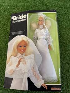 lot 216 image: &nbspBride 11 12 Fashion Doll in Box