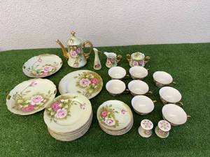 lot 217 image: &nbspVintage Lefton Heritage Green Pink Roses Tea Set 