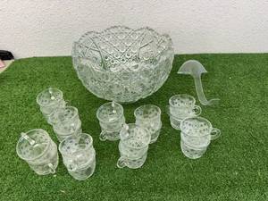lot 223 image: Crystal Punchbowl & 18 Glasses