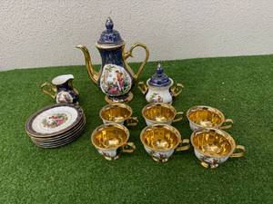 lot 230 image: Vintage Turkey Porcelain Tea Set