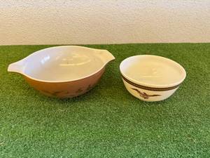 lot 274 image: Pyrex
