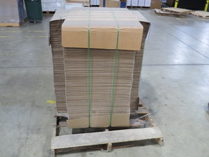 lot 19 image: Pallet of 22 x 16 x 1 12 Shipping Boxes