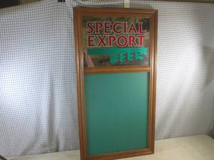 lot 9 image: (FS) Framed Special Export Beer Mir...