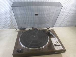 lot 32 image: (A-3) Marantz 6110 Turntable - Powe...