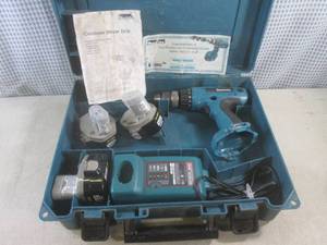 lot 82 image: (D-2) Makita 14.4V Cordless Driver ...