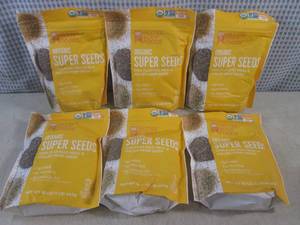 lot 92 image: (C-2) 6 - 1 Pound Bags of Organic S...