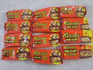 lot 177 image: (B-3) 12 Assorted King Size Reeses ...
