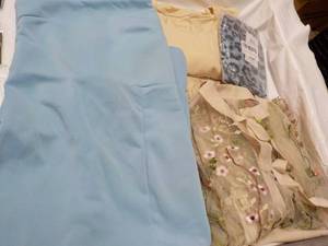 lot 184 image: New Womens Clothing from Amazon - ...