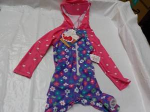 lot 186 image: Size 12-18 month Outfit...