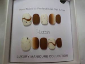 lot 197 image: HLAESH Luxury Manicure Collection...